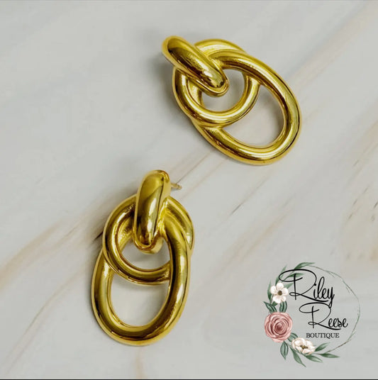 Linked Rings Gold Earrings